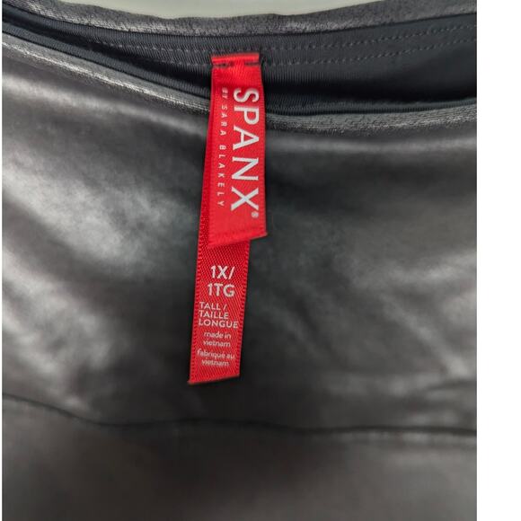 Spanx Shape Black Faux Leather Leggings Plus Long Length Plus Size 1X Tall - Picture 5 of 7